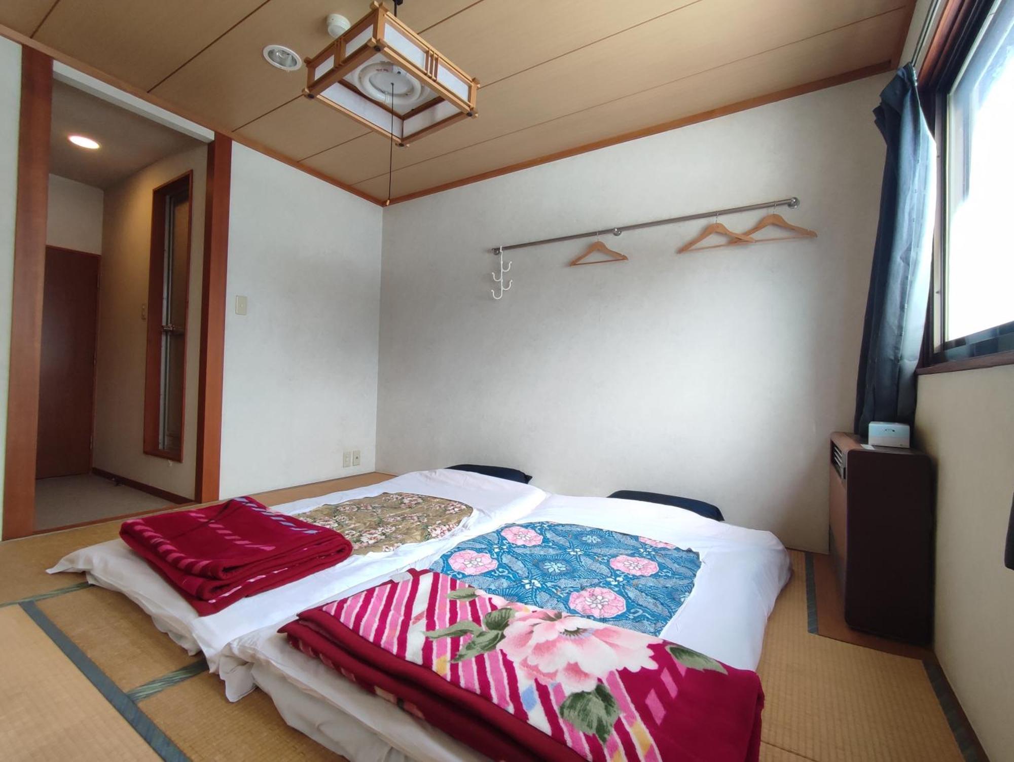 Peuf Lodge Otari Bagian luar foto