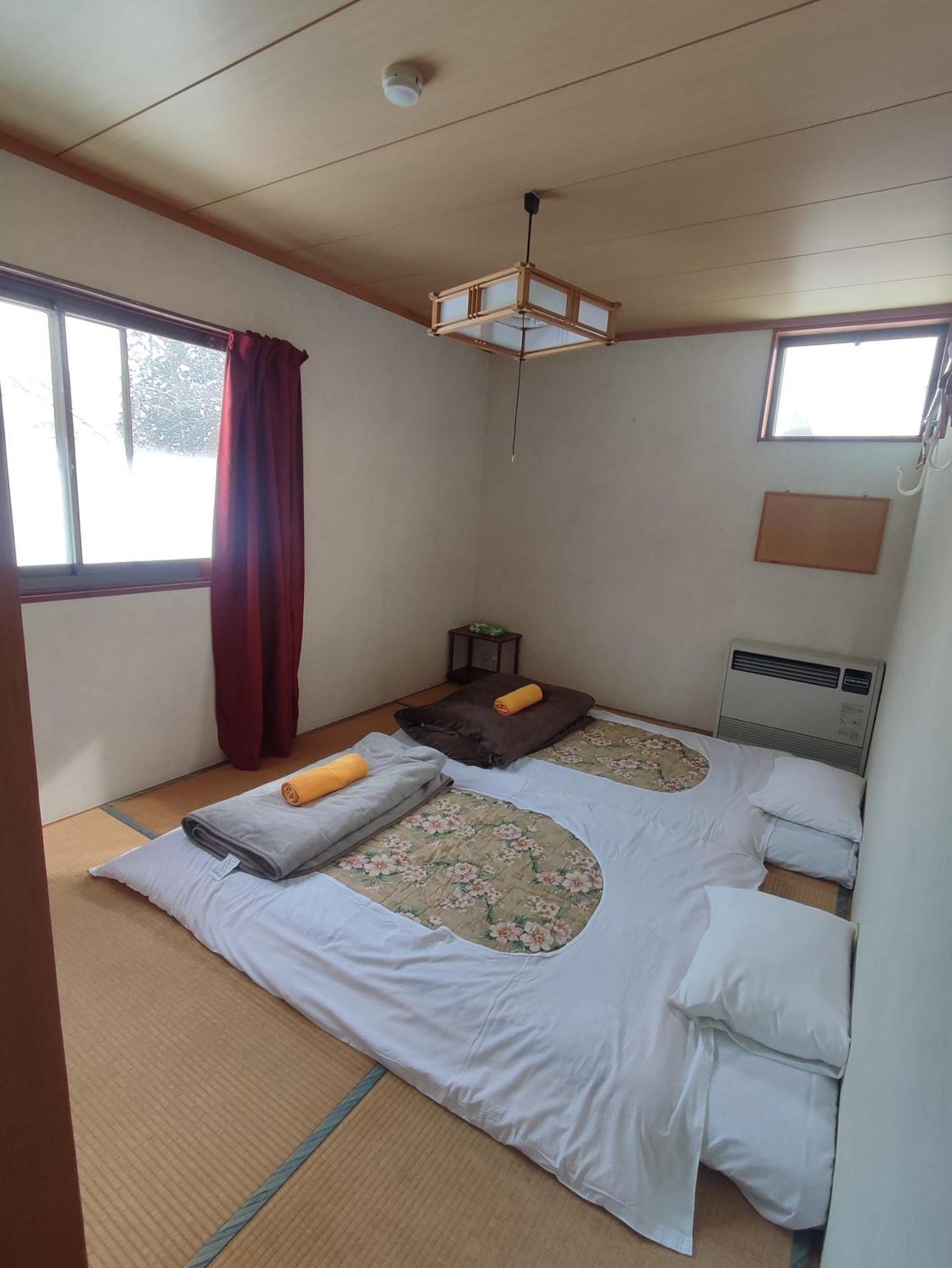 Peuf Lodge Otari Bagian luar foto